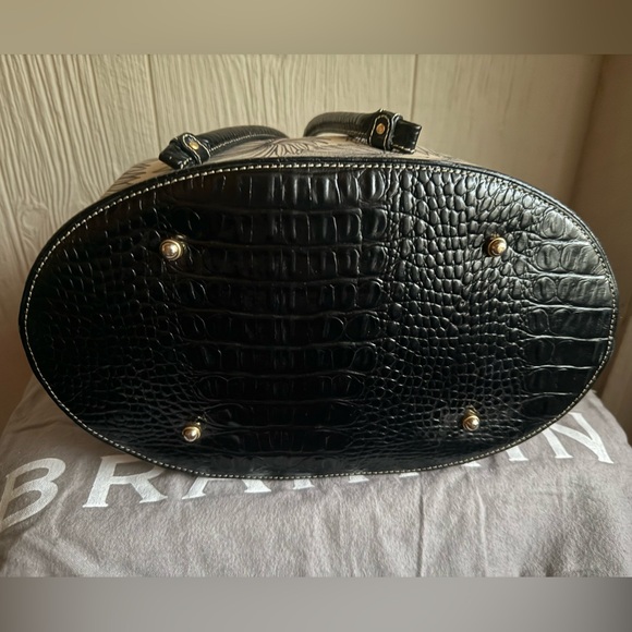 Brahmin Palm Leaf Bucket Bag - Picture 7 of 9